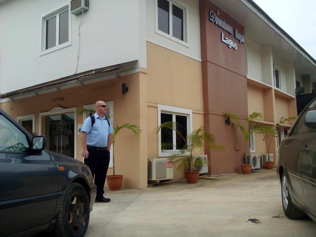 Downtown Royal Hotel Ikeja Extérieur photo