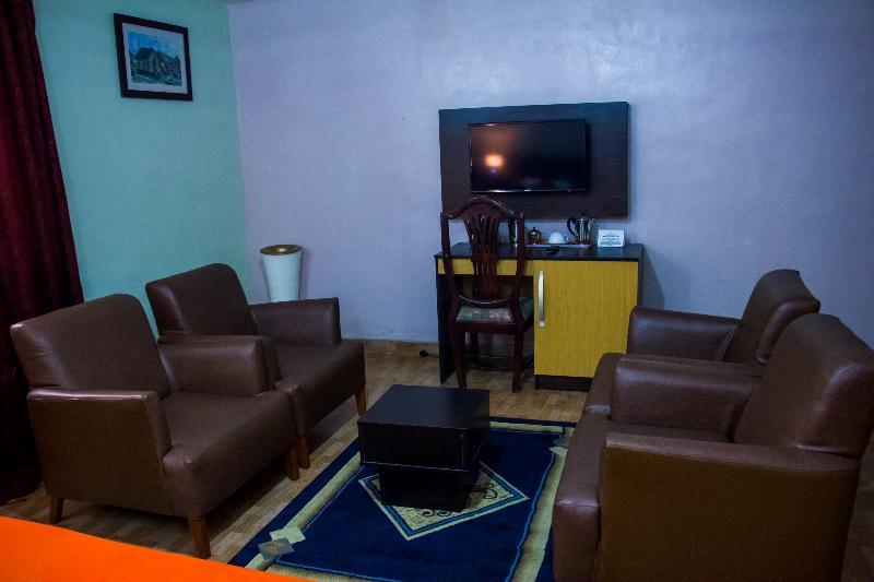 Downtown Royal Hotel Ikeja Extérieur photo