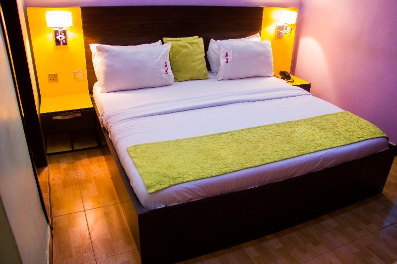 Downtown Royal Hotel Ikeja Extérieur photo
