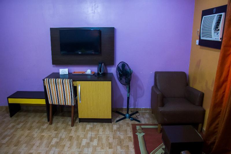 Downtown Royal Hotel Ikeja Extérieur photo