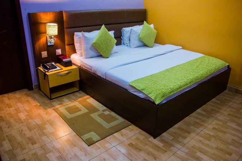 Downtown Royal Hotel Ikeja Extérieur photo
