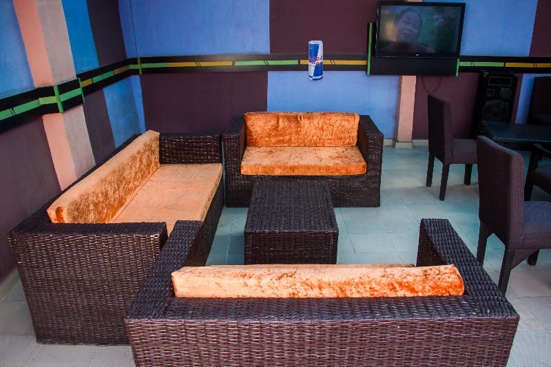 Downtown Royal Hotel Ikeja Extérieur photo